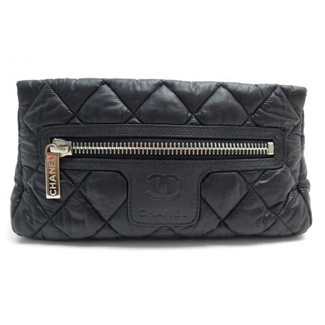 pochette chanel costo